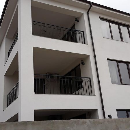 Sunshine Apartments Navodari Bagian luar foto